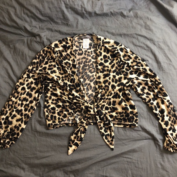 Cheetah Leopard top - Picture 1 of 2